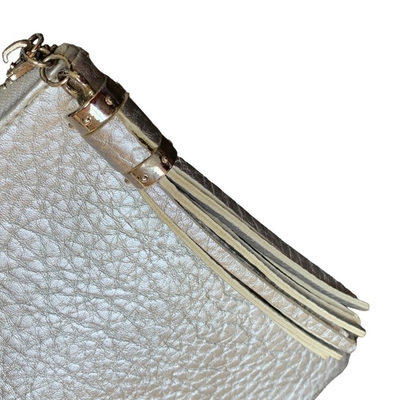 Ever New Metallic Silver Wristlet Clutch Zipper Tassel - Picture 6 of 7